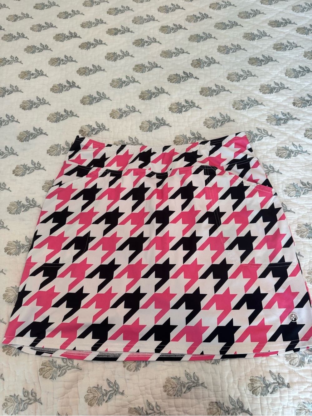 Women's Pink & Black sport Skort